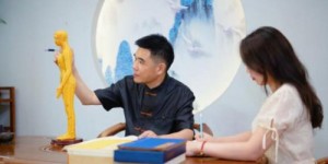 牛源明荣获拾遗传承“牛氏经筋根结疗法非物质文化遗产国际推广使者”称号