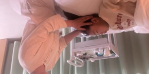 魏玺郦荣获“魏氏中医传统护眼法非物质文化遗产传承人”称号