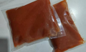 高敏锐荣获“传统果脯蜜饯制作技艺非物质文化遗产传承人”称号