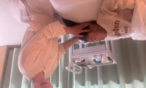 魏玺郦荣获“魏氏中医传统护眼法非物质文化遗产传承人”称号