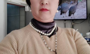 韩淑云荣获拾遗传承“清真正宗老汤羊杂烧饼制作技艺非物质文化遗产传承人”称号